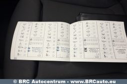 BMW 116 i Sport 2012 full