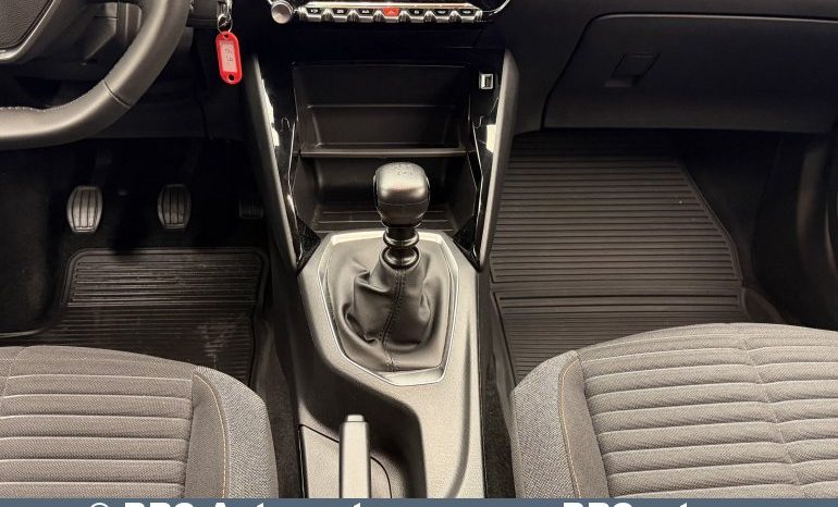 Peugeot 2008 1.2 PureTech 2023 full