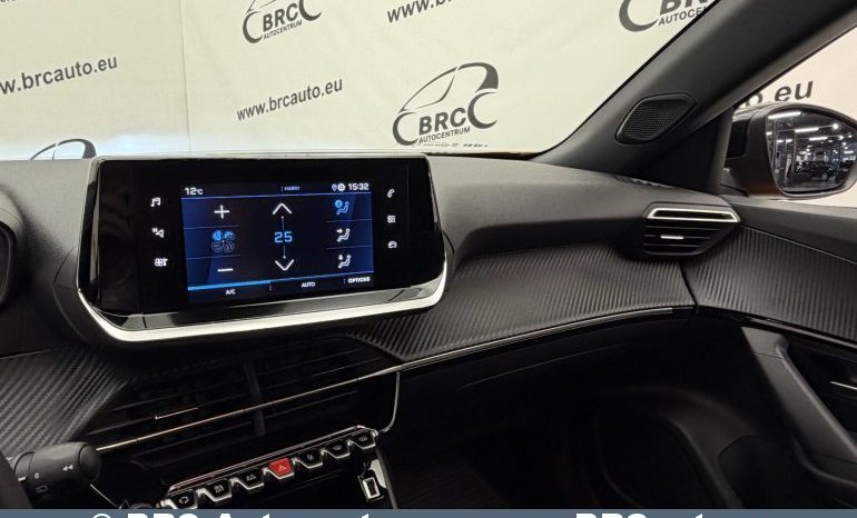 Peugeot 2008 1.2 PureTech 2023 full