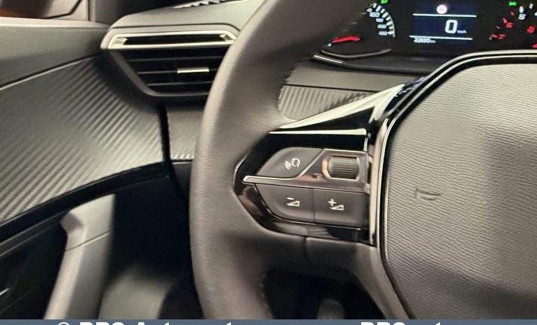 Peugeot 2008 1.2 PureTech 2023 full