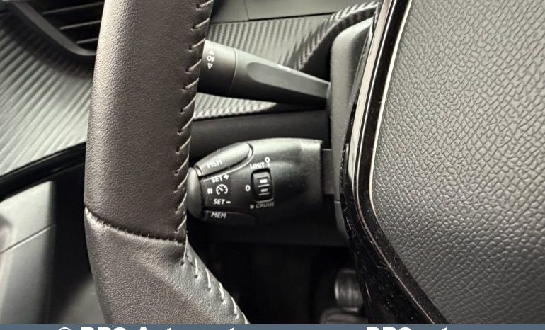 Peugeot 2008 1.2 PureTech 2023 full