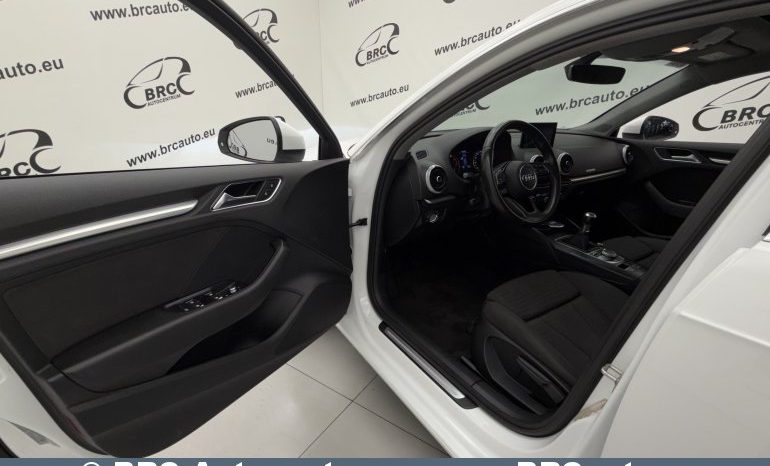 Audi A3 1.5 TFSI Sportback 2018 full