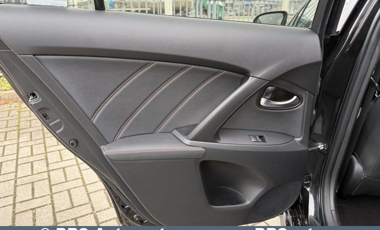 Toyota Avensis 2.0 Valvematic Automatas 2016 full