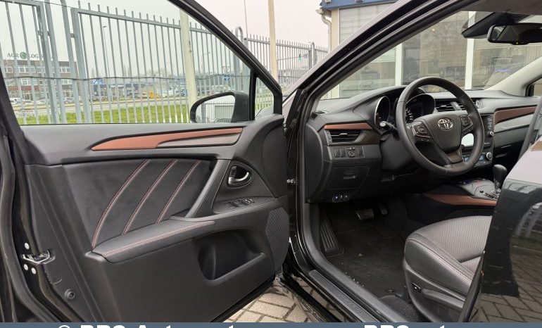 Toyota Avensis 2.0 Valvematic Automatas 2016 full