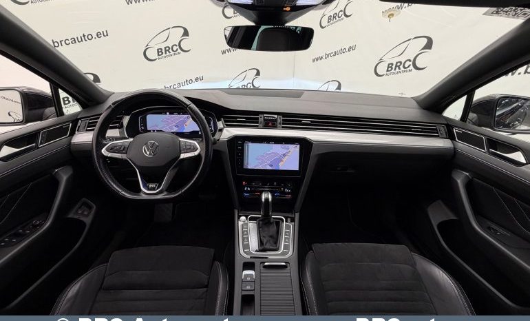 Volkswagen Passat GTE Variant 1.4 TSI Plug-in Hybrid 2020 full