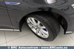 Volkswagen Passat GTE Variant 1.4 TSI Plug-in Hybrid 2020 full