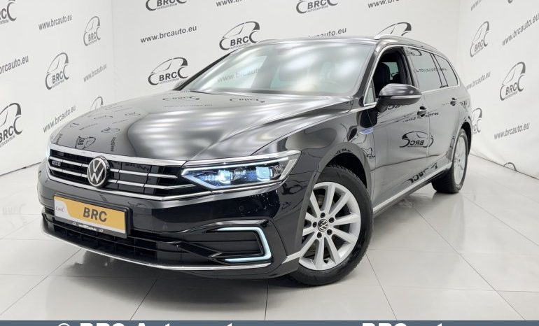 Volkswagen Passat GTE Variant 1.4 TSI Plug-in Hybrid 2020 full