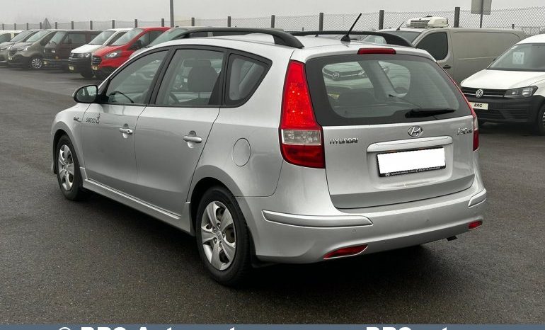 Hyundai i30 1.6 CRDi 2012 full