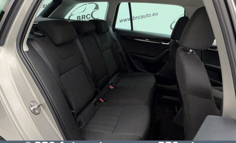 Skoda Octavia Combi 2.0TDI Automatas 2018 full