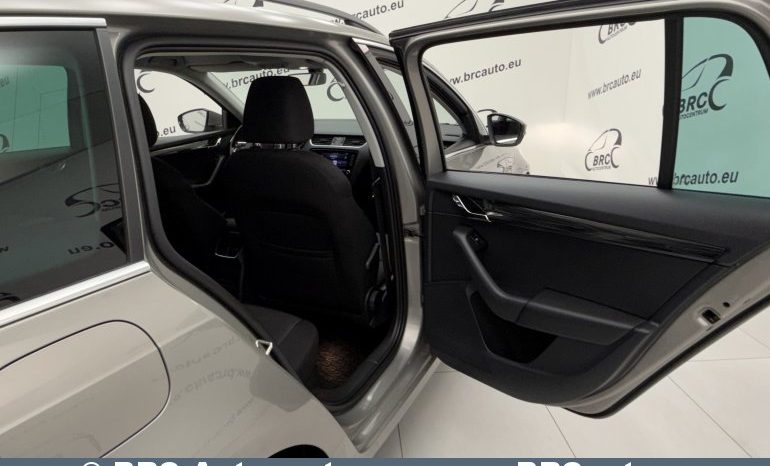 Skoda Octavia Combi 2.0TDI Automatas 2018 full