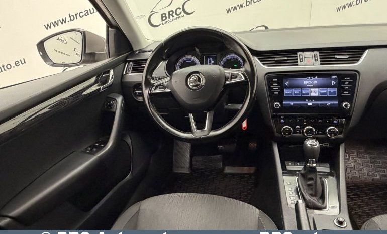 Skoda Octavia Combi 2.0TDI Automatas 2018 full
