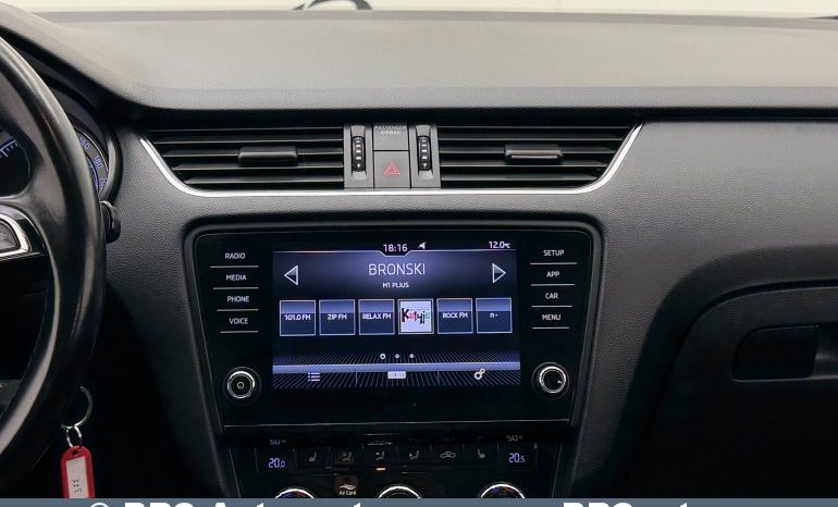 Skoda Octavia Combi 2.0TDI Automatas 2018 full