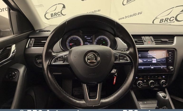 Skoda Octavia Combi 2.0TDI Automatas 2018 full
