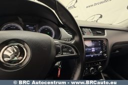 Skoda Octavia Combi 2.0TDI Automatas 2018 full