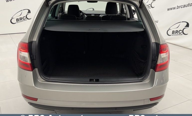 Skoda Octavia Combi 2.0TDI Automatas 2018 full
