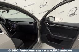 Skoda Octavia Combi 2.0TDI Automatas 2018 full