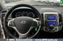 Hyundai i30 1.4i 2011 full