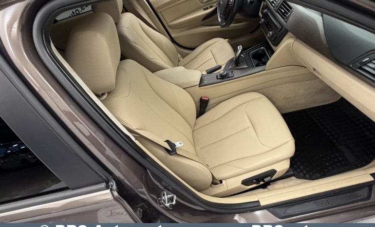 BMW 328 i Automatas 2012 full