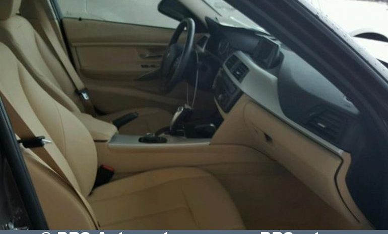 BMW 328 i Automatas 2012 full