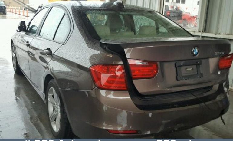 BMW 328 i Automatas 2012 full