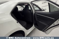 Toyota Corolla Sedan 1.6i Valvematic 2018 full