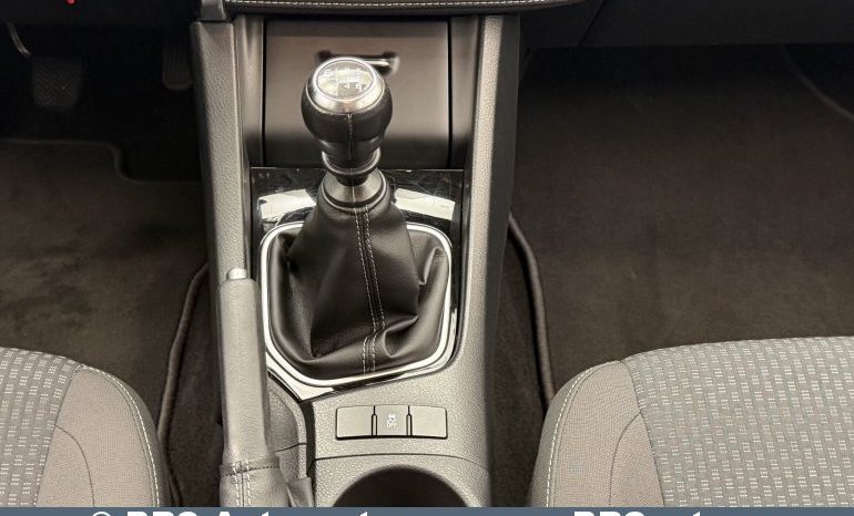 Toyota Corolla Sedan 1.6i Valvematic 2018 full