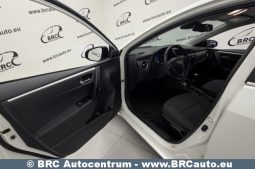 Toyota Corolla Sedan 1.6i Valvematic 2018 full