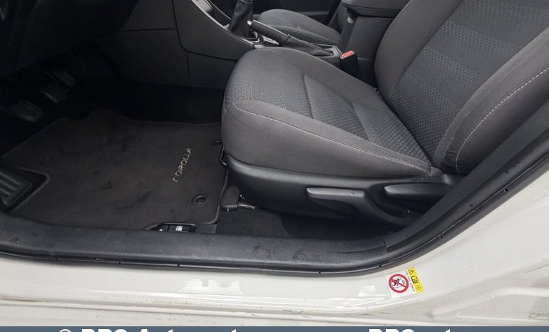 Toyota Corolla Sedan 1.6i Valvematic 2018 full