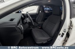 Toyota Corolla Sedan 1.6i Valvematic 2018 full