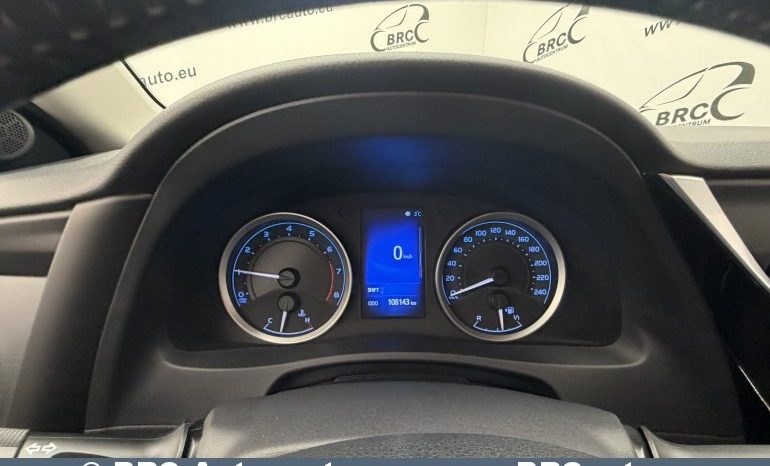 Toyota Corolla Sedan 1.6i Valvematic 2018 full