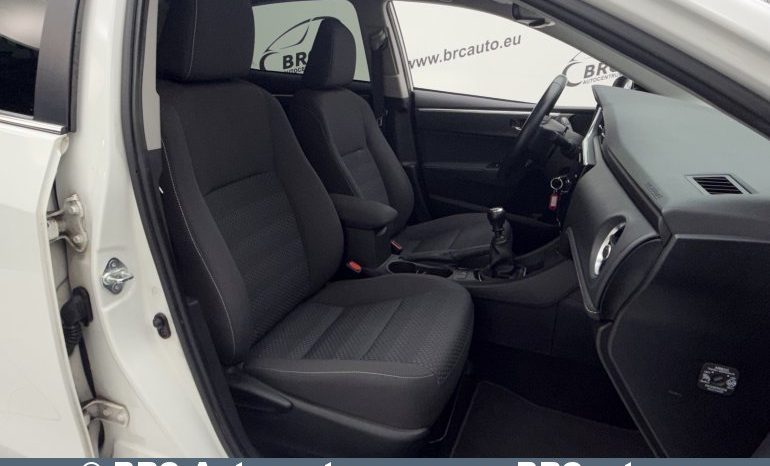 Toyota Corolla Sedan 1.6i Valvematic 2018 full