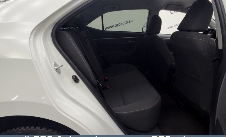 Toyota Corolla Sedan 1.6i Valvematic 2018 full