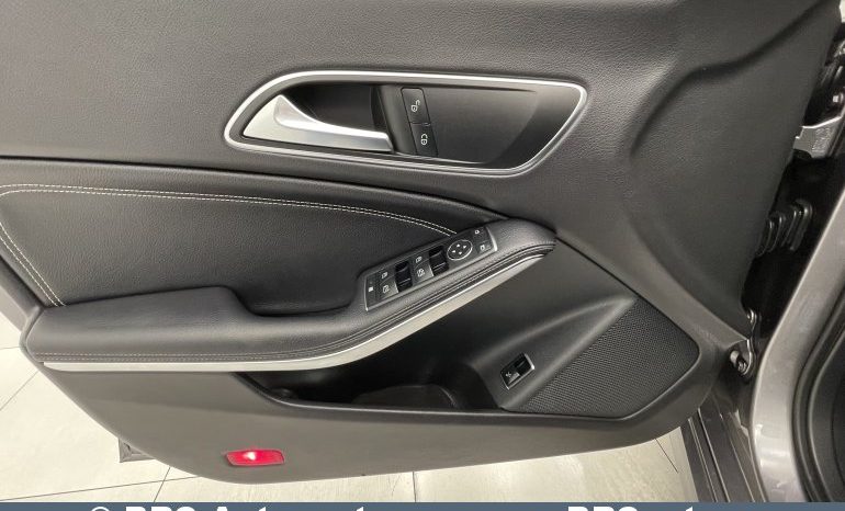 Mercedes-Benz CLA 220 Shooting Brake Automatas 2017 full