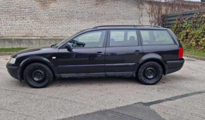 Volkswagen Passat 1999 full