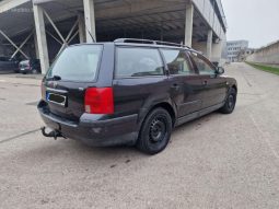 Volkswagen Passat 1999 full
