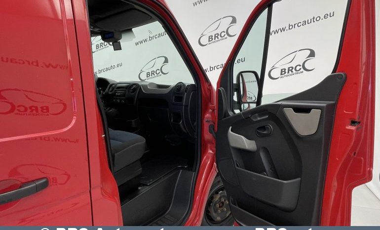 Renault Master 2.3 dCi 2012 full