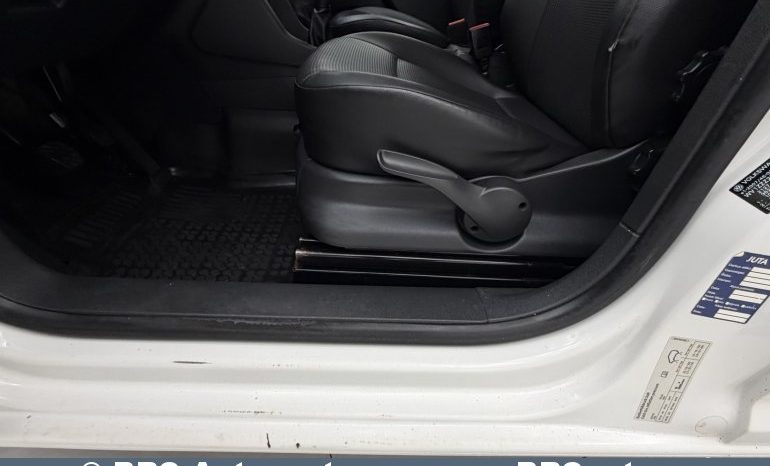 Volkswagen Caddy 2.0 TDI 2015 full