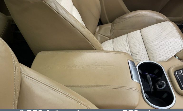 Porsche Cayenne 3.0d V6 4WD Automatas 2015 full