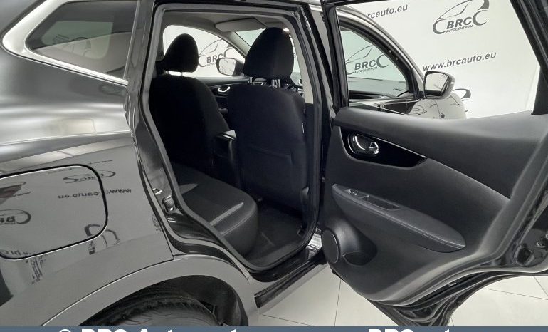 Nissan Qashqai 1.3 DIG-T Automatas 2020 full
