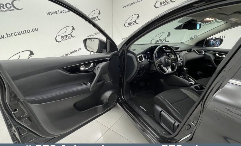 Nissan Qashqai 1.3 DIG-T Automatas 2020 full