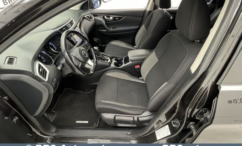 Nissan Qashqai 1.3 DIG-T Automatas 2020 full