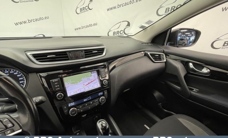 Nissan Qashqai 1.3 DIG-T Automatas 2020 full