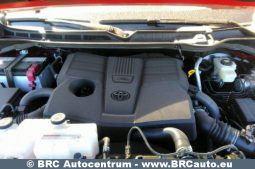 Toyota Tundra SR5 4X4 3.4 Twin-Turbo V6 Automatas 2022 full