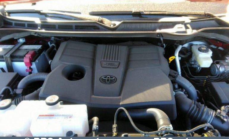 Toyota Tundra SR5 4X4 3.4 Twin-Turbo V6 Automatas 2022 full