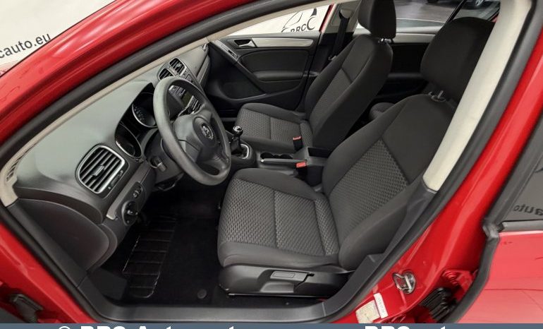 Volkswagen Golf 1.6 TDI Trendline 2012 full