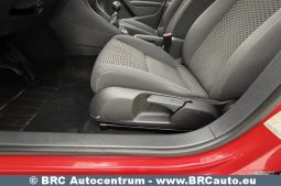 Volkswagen Golf 1.6 TDI Trendline 2012 full