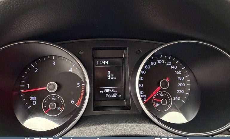 Volkswagen Golf 1.6 TDI Trendline 2012 full