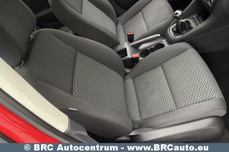 Volkswagen Golf 1.6 TDI Trendline 2012