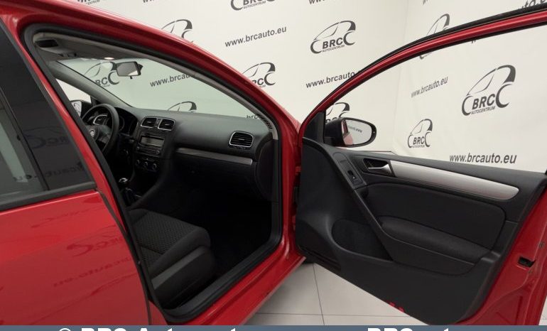 Volkswagen Golf 1.6 TDI Trendline 2012 full