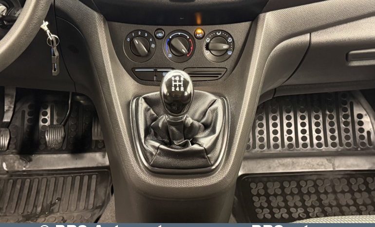 Ford Tourneo Connect 1.5 TDCi 2016 full